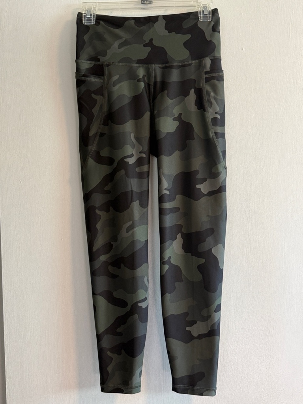 Old Navy Olive & Black Camo Leggings